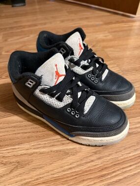Air Jordan 3 Retro youth size 4